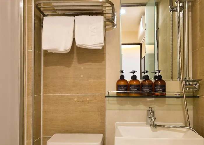 Stay42 Ddm Near Ddp - Airport Bus 2min Hostal *