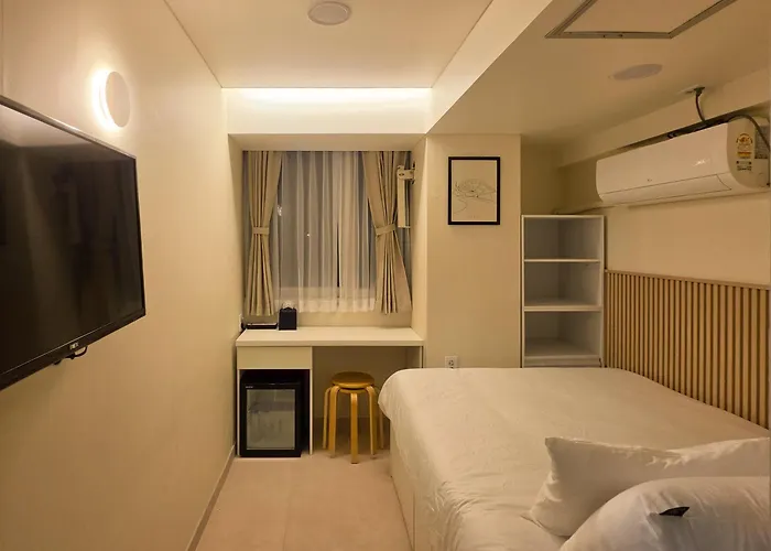 Stay42 Ddm Near Ddp - Airport Bus 2min Hostel